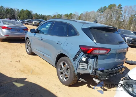 2024 Ford Escape St-Line z USA, uszkodzony, nr VIN 1FMCU0MZ5RUA81945